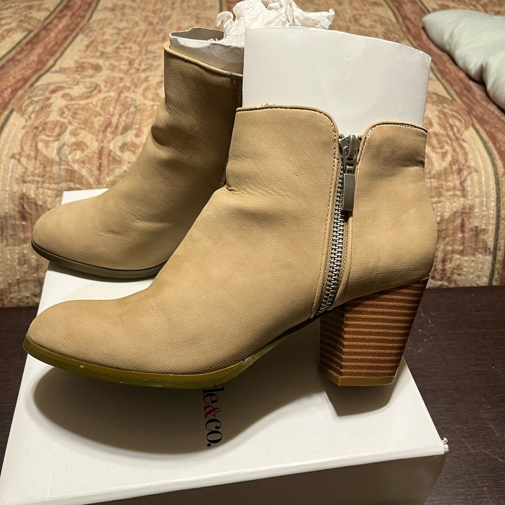 Style & Co. Women's Beige Ankle Boots